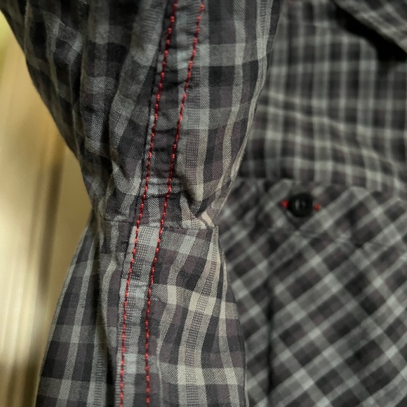 Mountain hardware men’s plaid button up - Picture 5 of 11